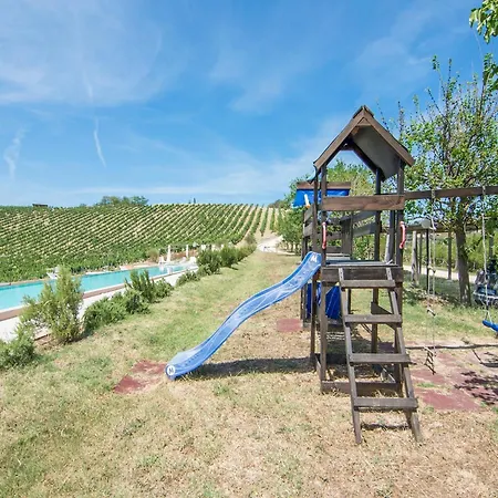Apartmán In Marche Near Sandy Beaches